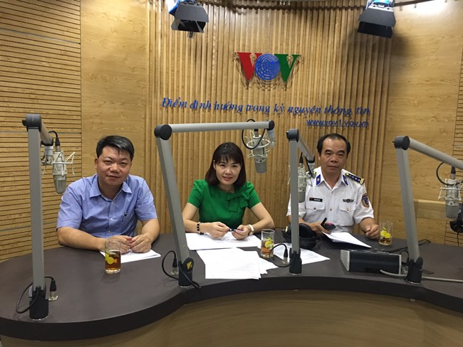 Thiết lập đường dây nóng giữa Việt Nam và các nước về hoạt động nghề cá trên biển giúp ngư dân vươn khơi an toàn (27/8/2017)